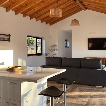 Casa El Cachorro לה אוליבה