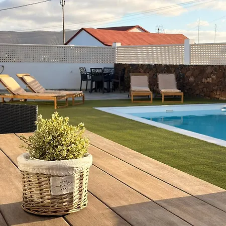 Casa El Cachorro بيت للعطل